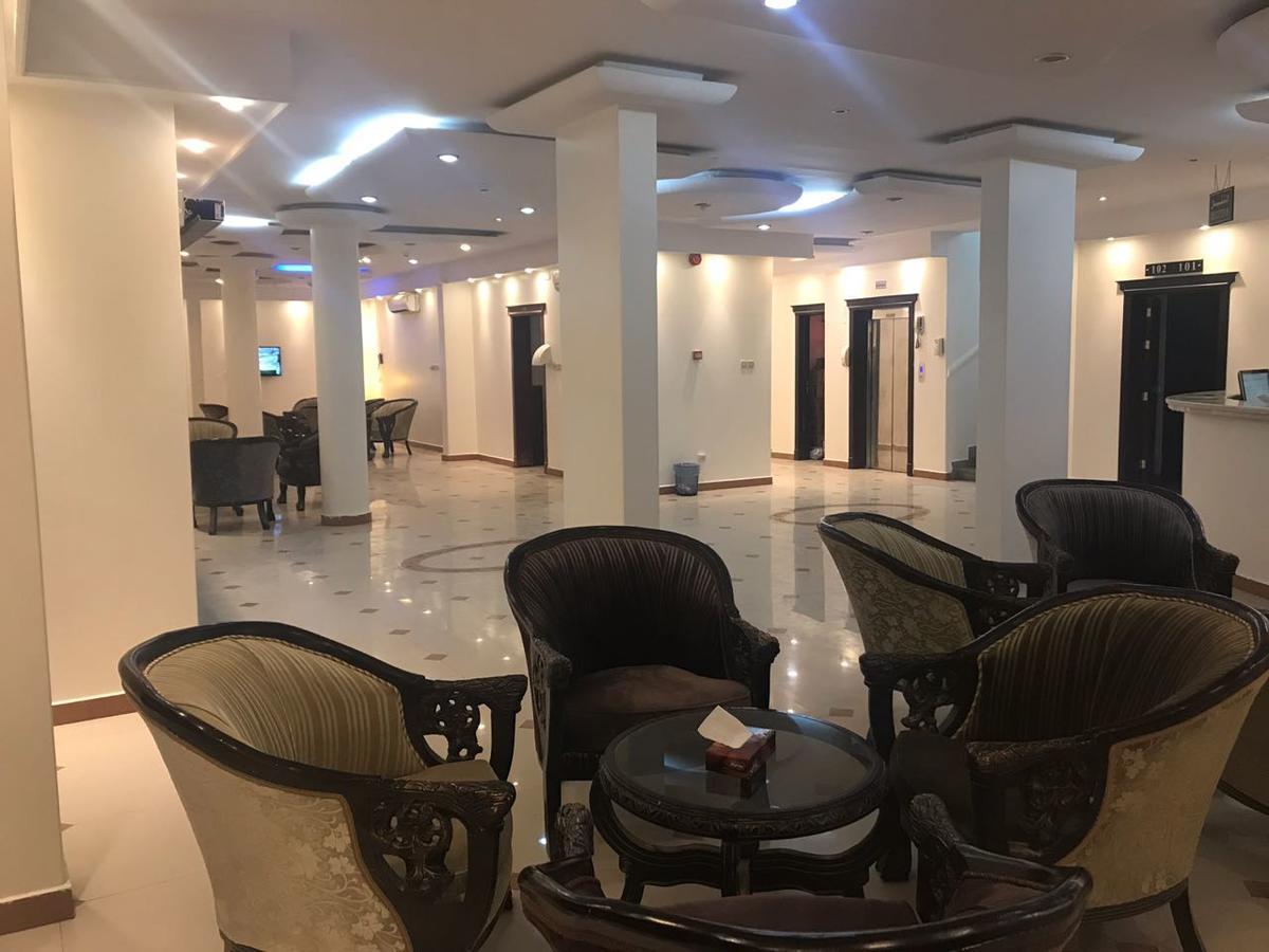 Al Makan Al Mosafer 116 Hotel By Al Azmy Эр-Рияд Экстерьер фото